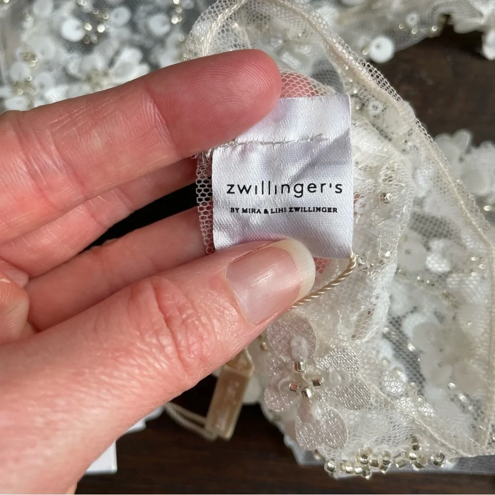 Zwillinger’s By Mira & Lihi Zwillinger Ginny Gloves White Sequin Beaded Sheer